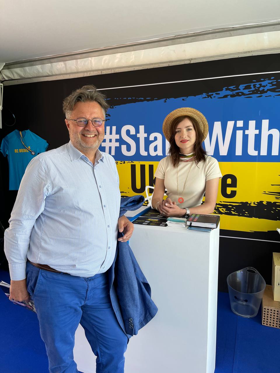 Український національний павільйон у Каннах: Be brave to stand with Ukraine