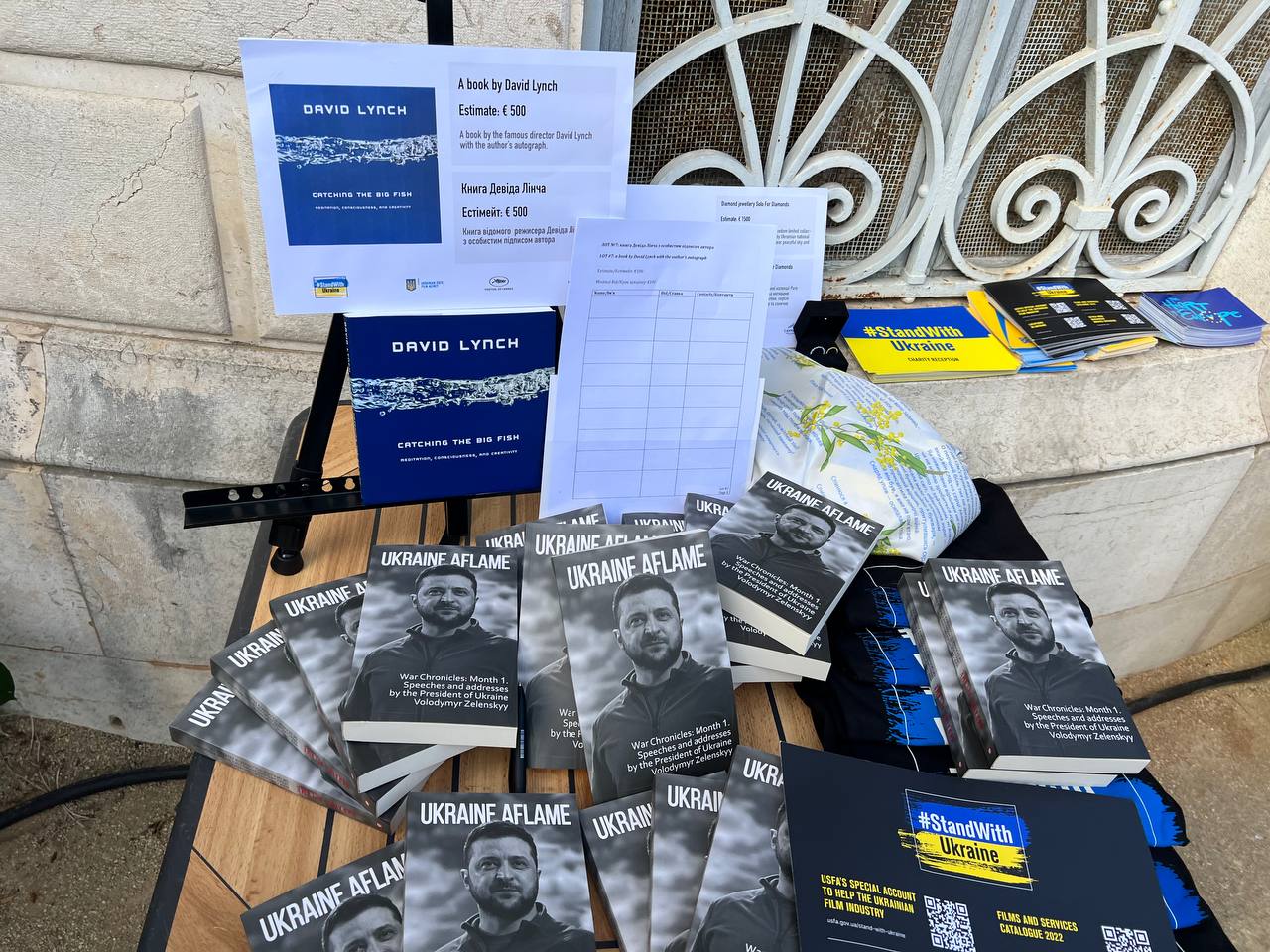 Кошти, зібрані у Каннах на благодійному вечорі-аукціоні, підуть на нагальні потреби української кіноіндустрії