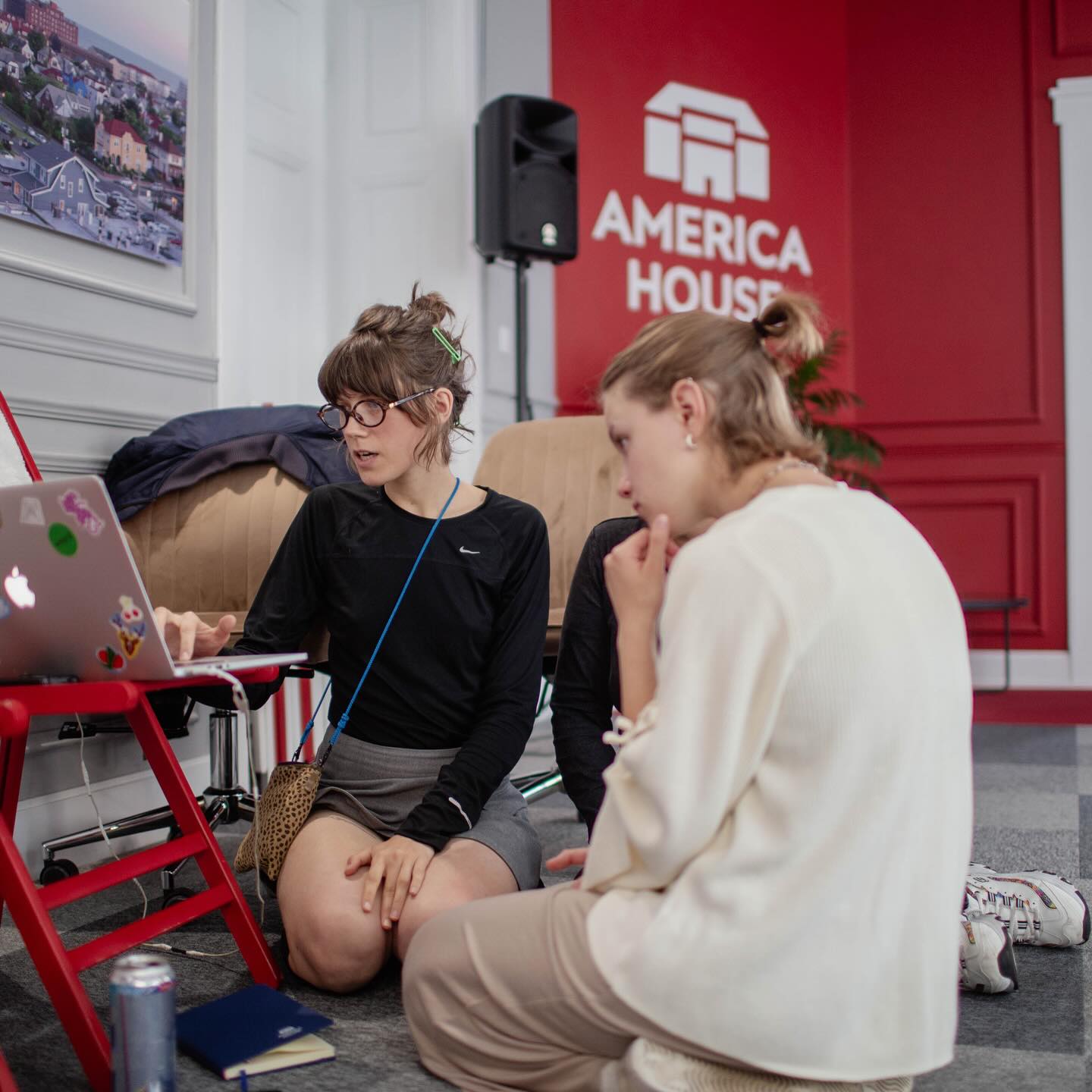 Кінофестиваль Wiz-Art та America House Lviv проведуть монтажну кінорезиденцію у Львові